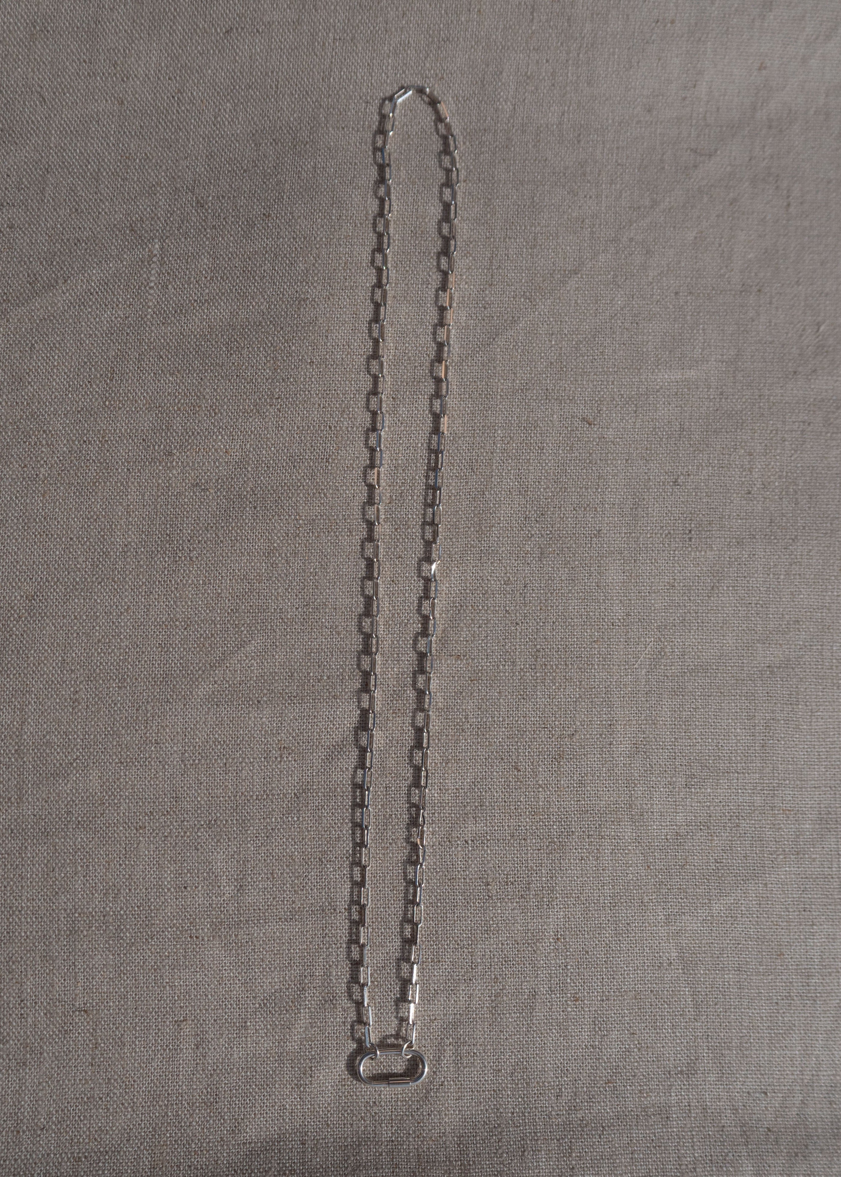 Carabiner Chain - Paperclip